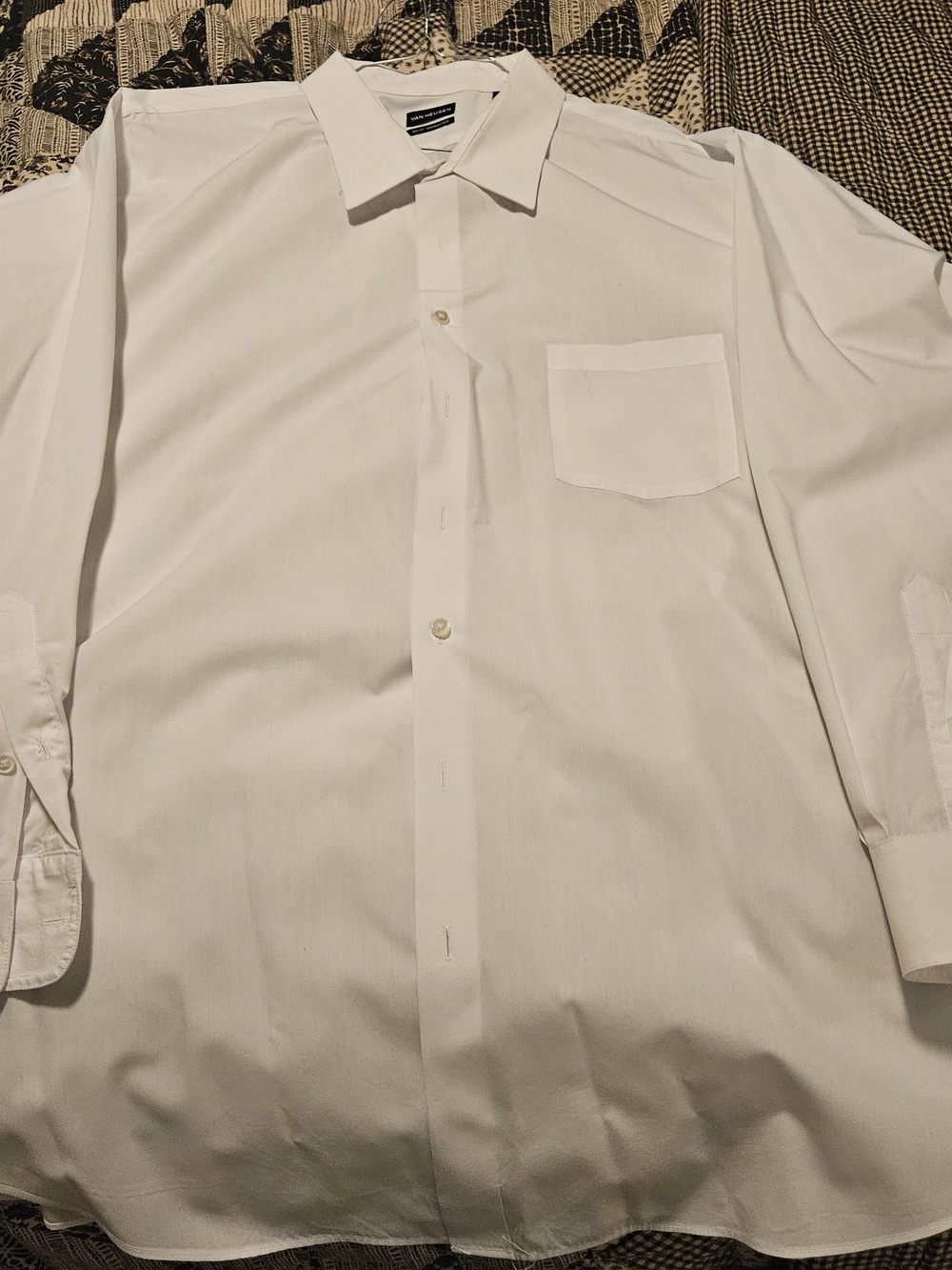 5 Van Heusen White Long-Sleeve Dress Shirt with Chest Pockets